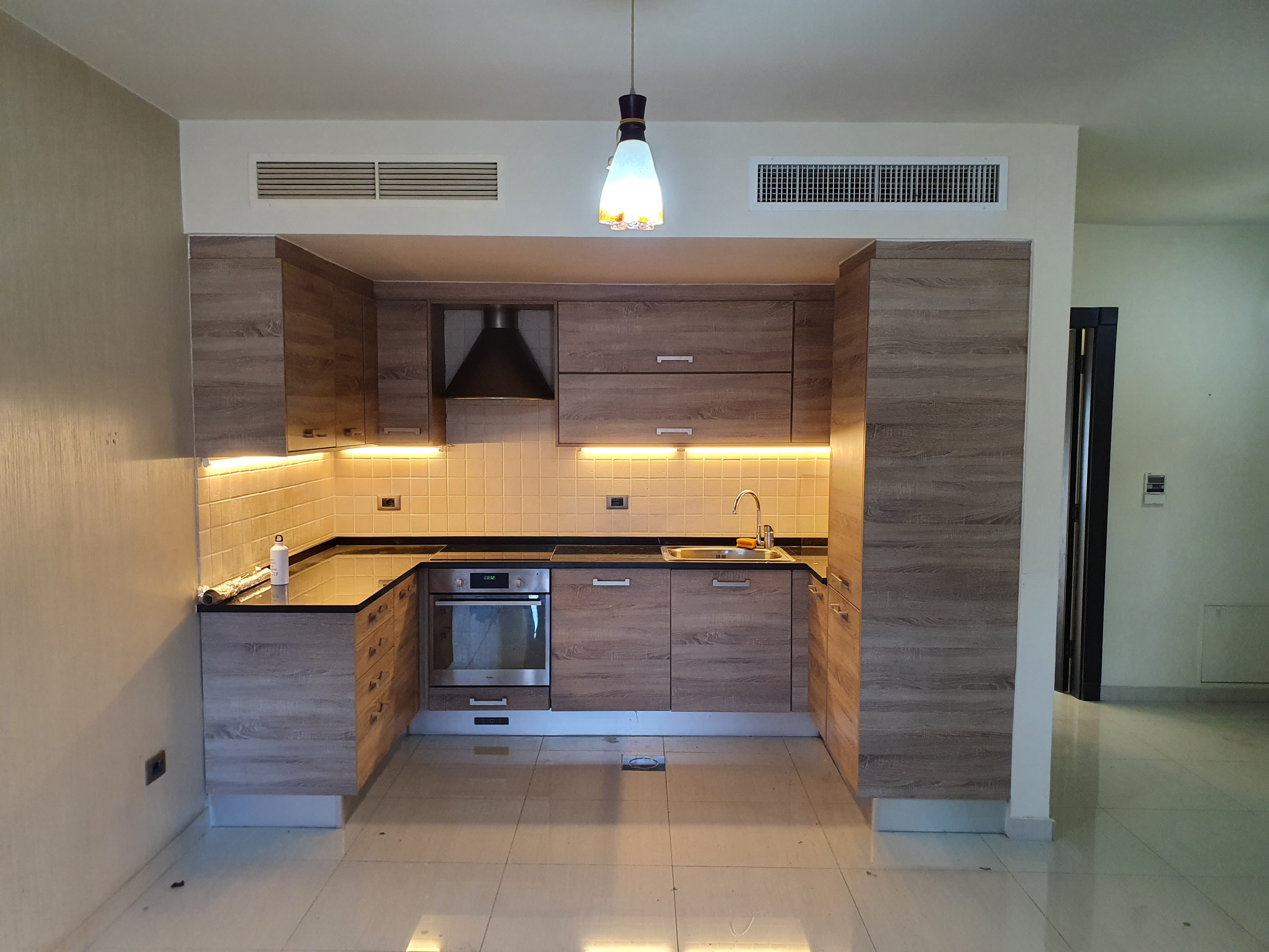 Great Price Modern Studio in Rabuet Abdoun - Property Image 2